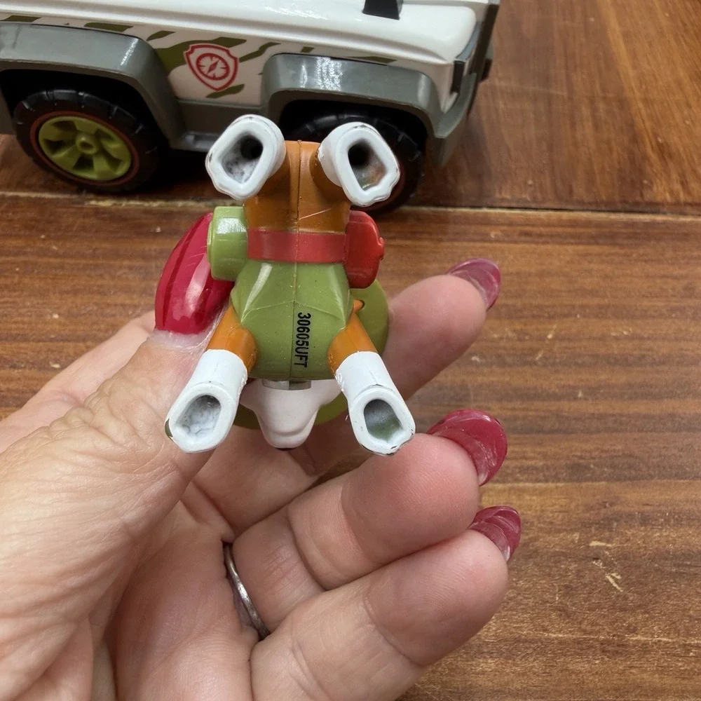 Paw Patrol Tracker Vehicle Jungle Cruiser Rescue Jeep w/Figure